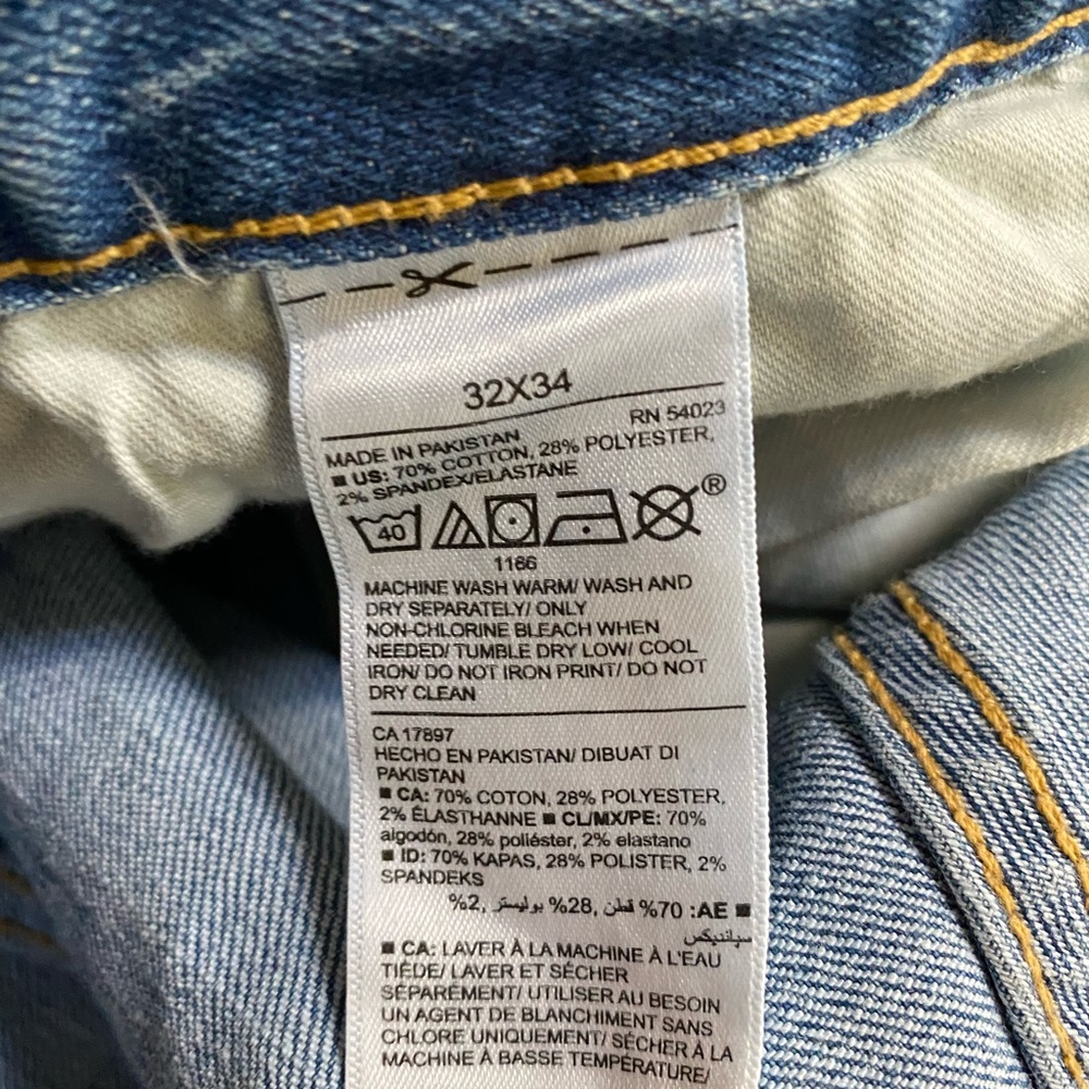 Mens Old Navy Slim Light Wash Blue Jeans 32x34 - Picture 6 of 6